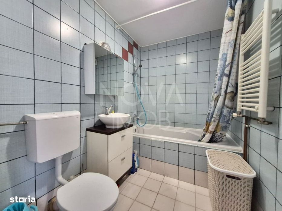 Apartament tip mansarda - Semaforului