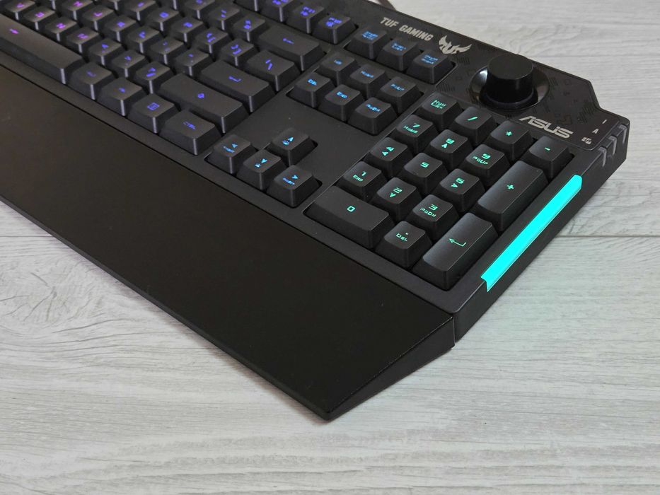 1г. ГАРАНЦИЯ Геймърска Клавиатура ASUS TUF Gaming K1 (RGB / Aura Sync) gaming keyboard асус туф к1
