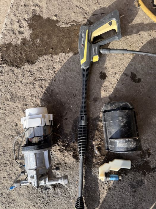 Водоструика Parkside на части