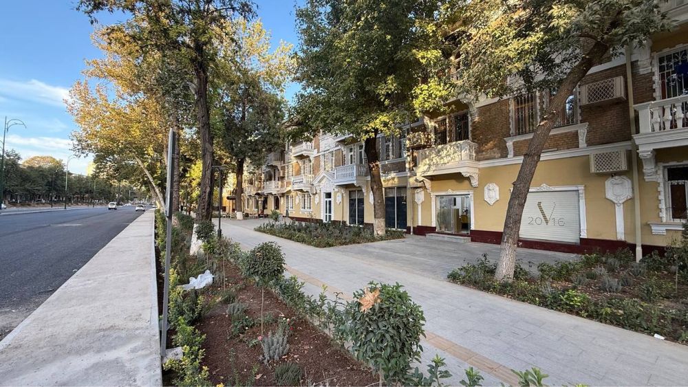 Шота Руставели Модера Товерс | 70кв - нежилое помещение вдоль дороги А