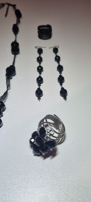 Колекция колиета, обеци и пръстени BIJOU BRIGITTE