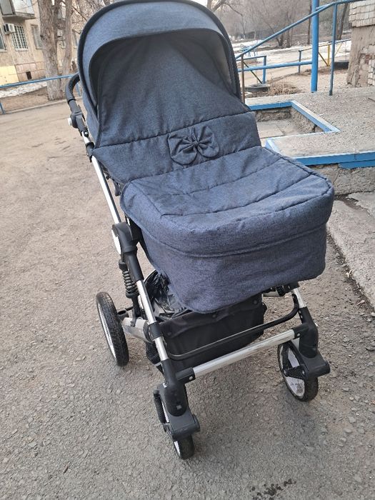 Продам детскую коляску
