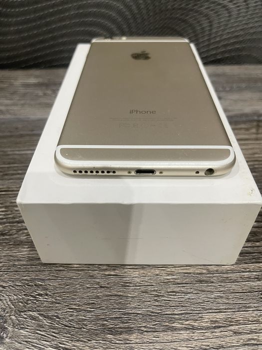 Продам айфон 6S+