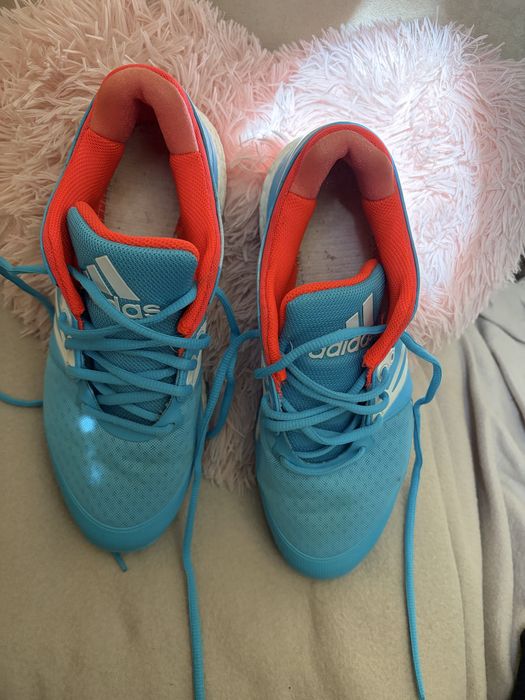 Маратонки adidas stabil boost