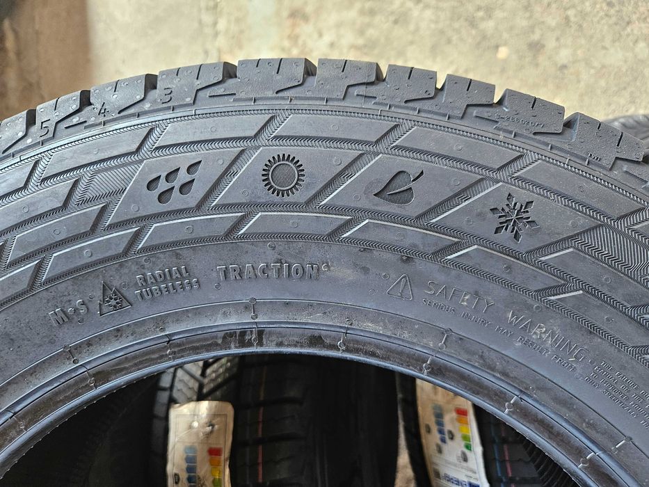 АКЦИЯ бусови гуми 235/65R16C Continental A/S Ultra 121Q 10PR 321лвсДДС