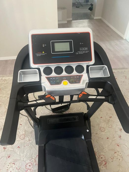 Беговая дорожка.