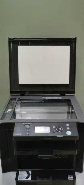 Продам МФУ ( принтер сканер копир ) Canon 4410
