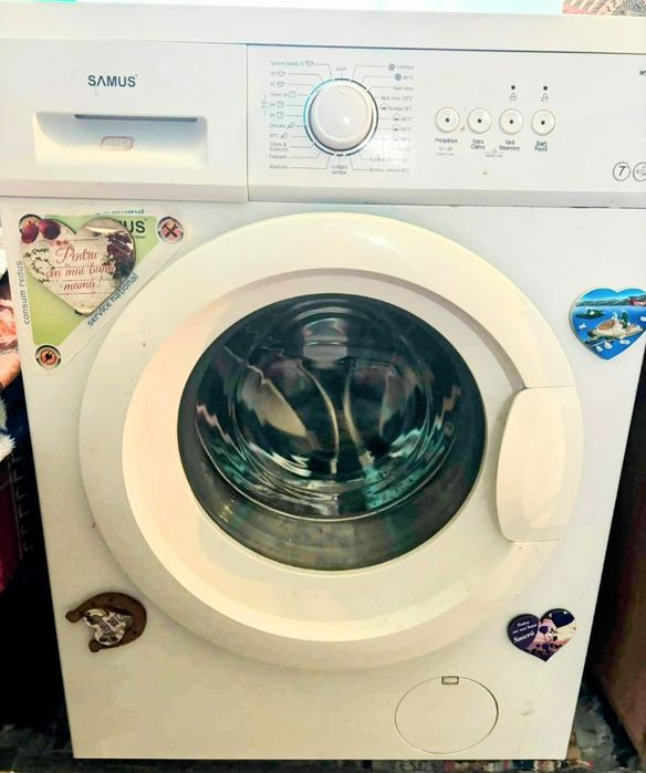 Mașină de spălat Samus 700 lei