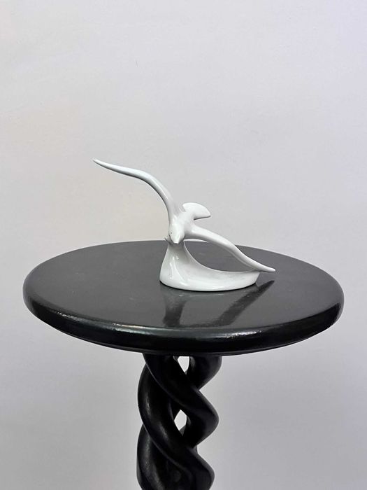 Bibelou bibelouri porumbel  portelan Hollohaza  marcat