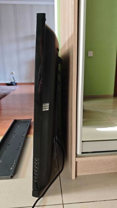 Телевизор б/у в рабочем состоянии