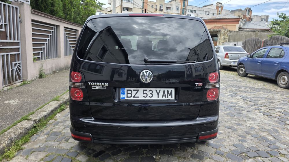 VOLKSWAGEN Touran 2010 — imagine 4