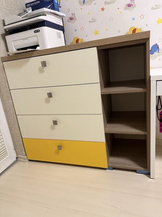 Ъглов гардероб  и  скрин