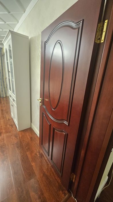 Продам межкомнатные двери