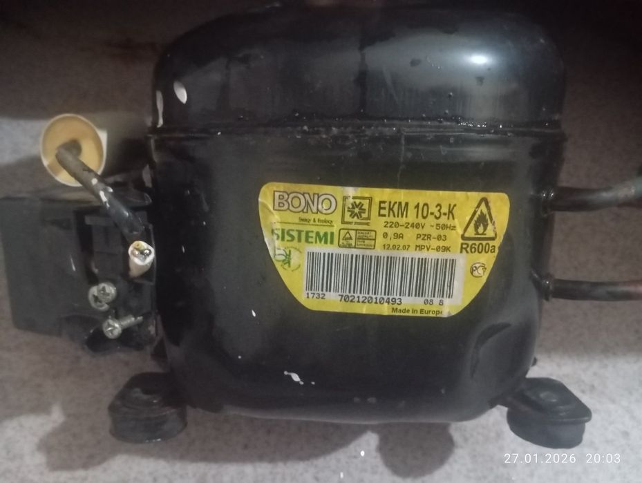 Компрессор холодильника