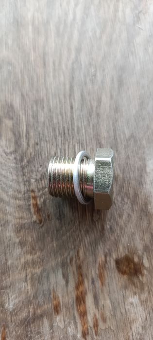 Пробка ремонтная, резьбы картера