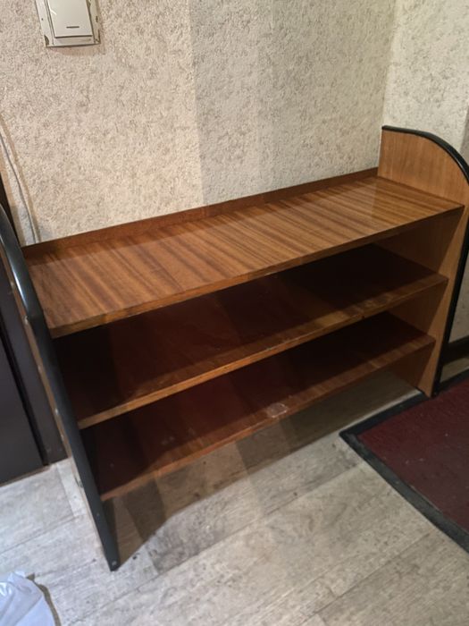 Продам обувную полку