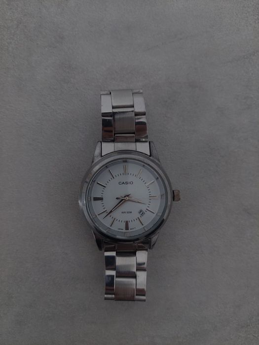 Часы  Casio VR 50M