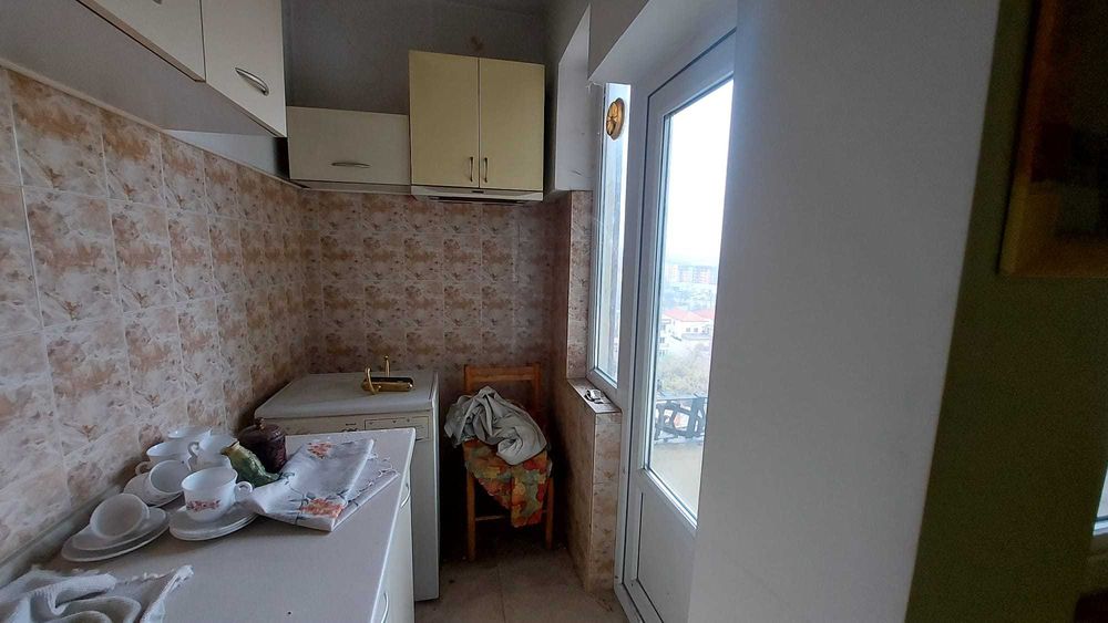 Продава се Многостаен апартамент в Хасково, Овчарски - 150 кв.м за 340 €/кв.м - Снимка #3