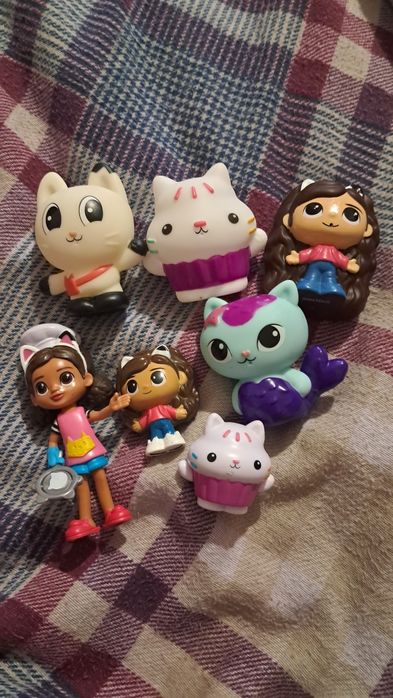 Figurine Gabby's  Dollhouse.