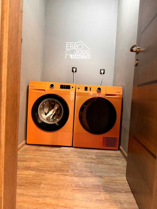 Двуетажна Къща с гараж за продажба в град Стара Загора