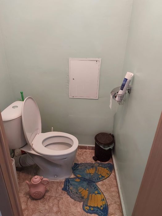 Срочно продается 2-х ком.квартира.