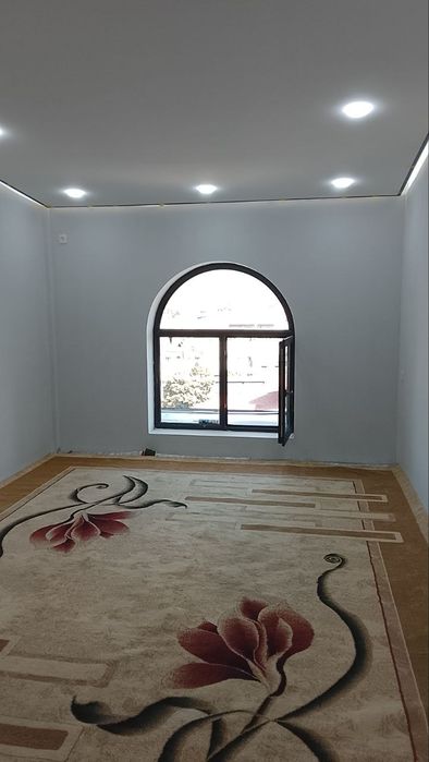 Beruniy metro jarariqda Qizlarga 900000