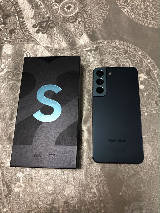 Продаётся Samsung S22