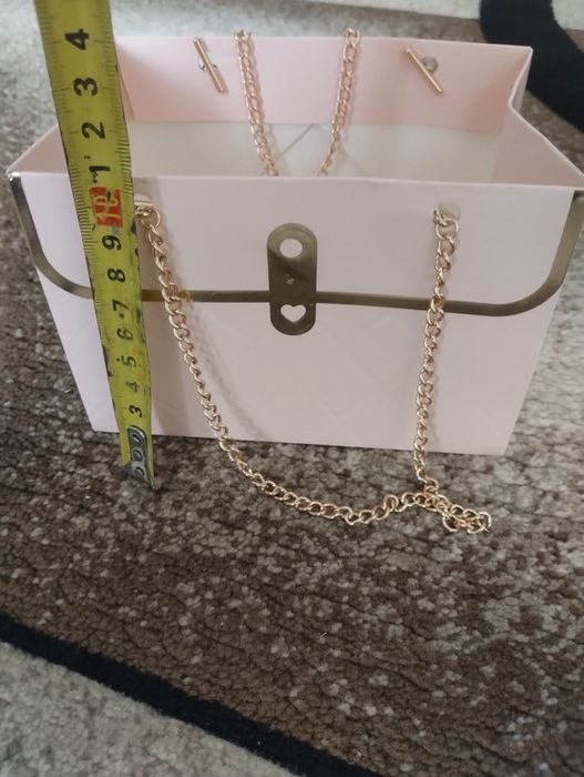 Cutie /poșetă carton