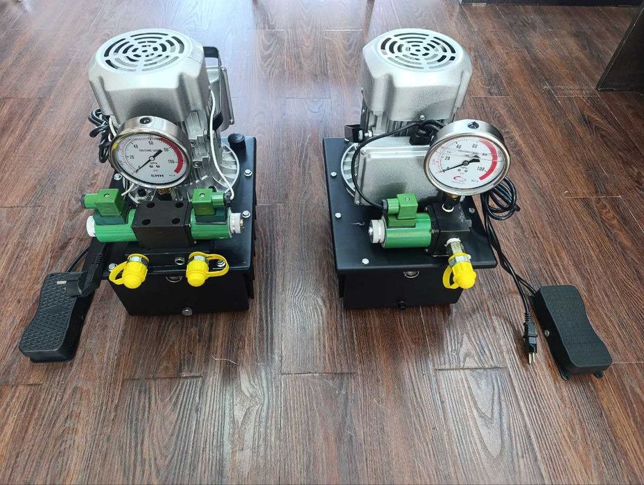 Насос гидравлический электрический два соединения/ Маслостанция