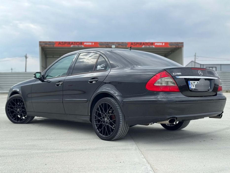 MERCEDES-BENZ E-Class 2009 — imagine 4