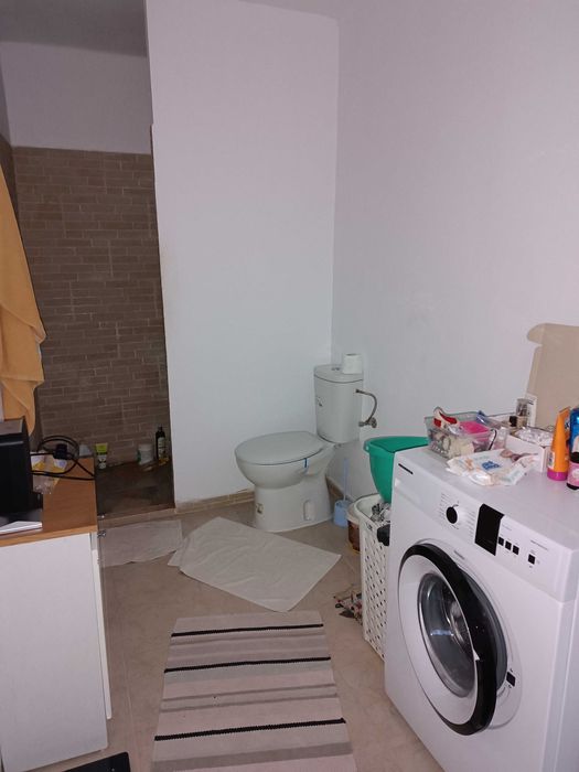 Casa de vanzare cu teren generos