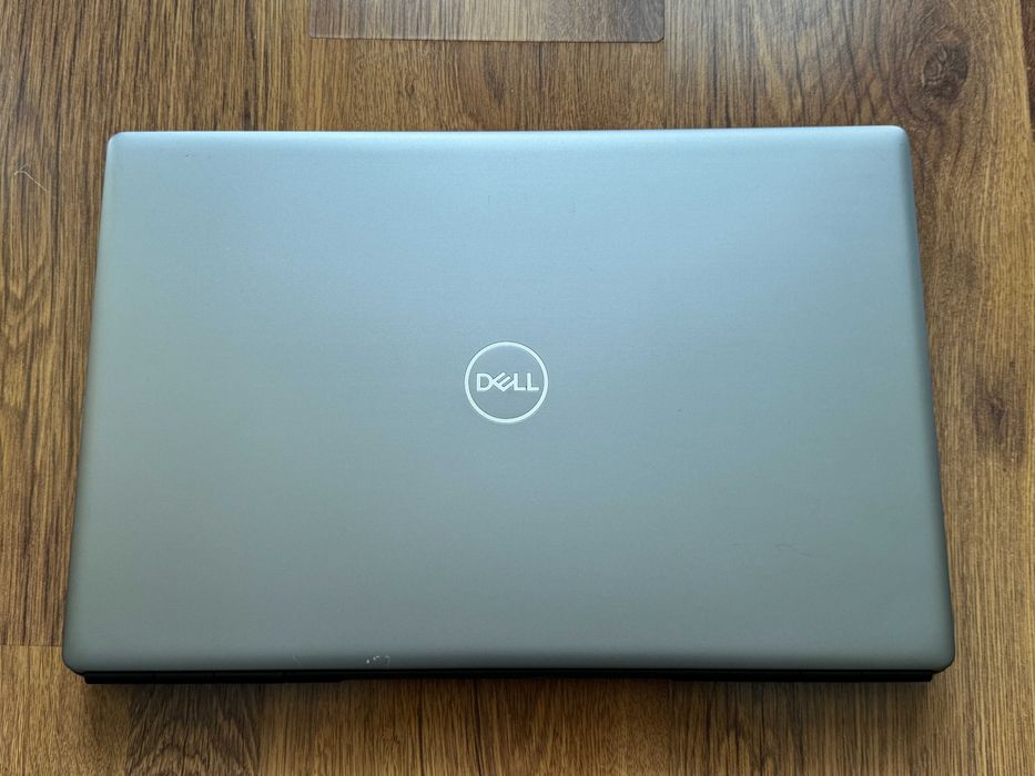 17.3' FHD i7-10750H DELL Precision 7750 16GB DDR4/256GB/RTX 4000 8GB