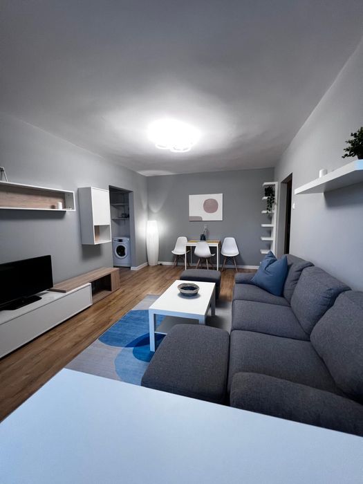 Apartament 2 camere 1 Mai - zonă excelentă