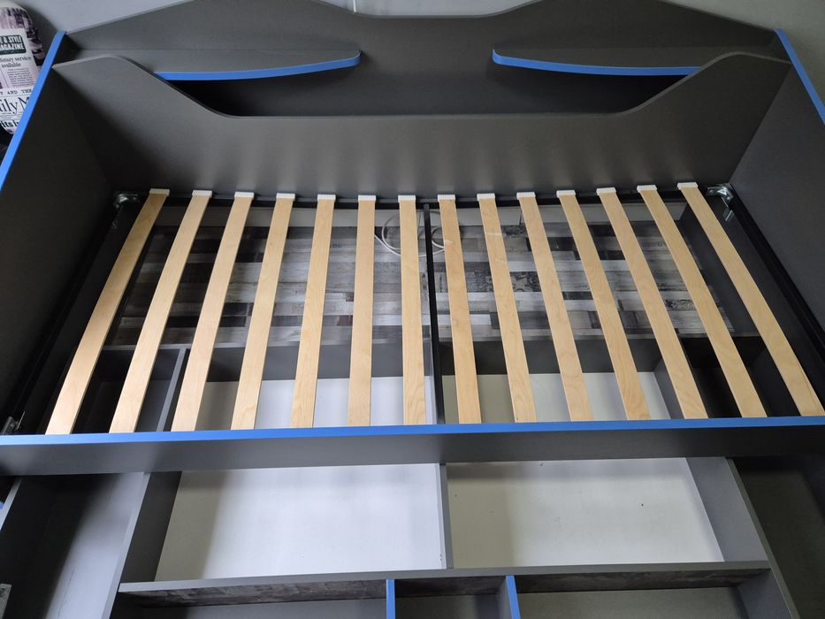 Кровать односпальная