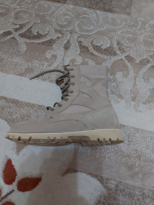 Bocanci militari vara