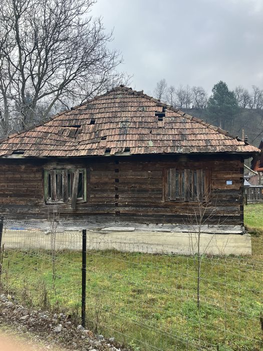 Casă De Lemn Gratis