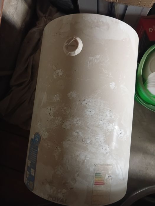 B/U ariston bir necha oy ishlatilgan 50l