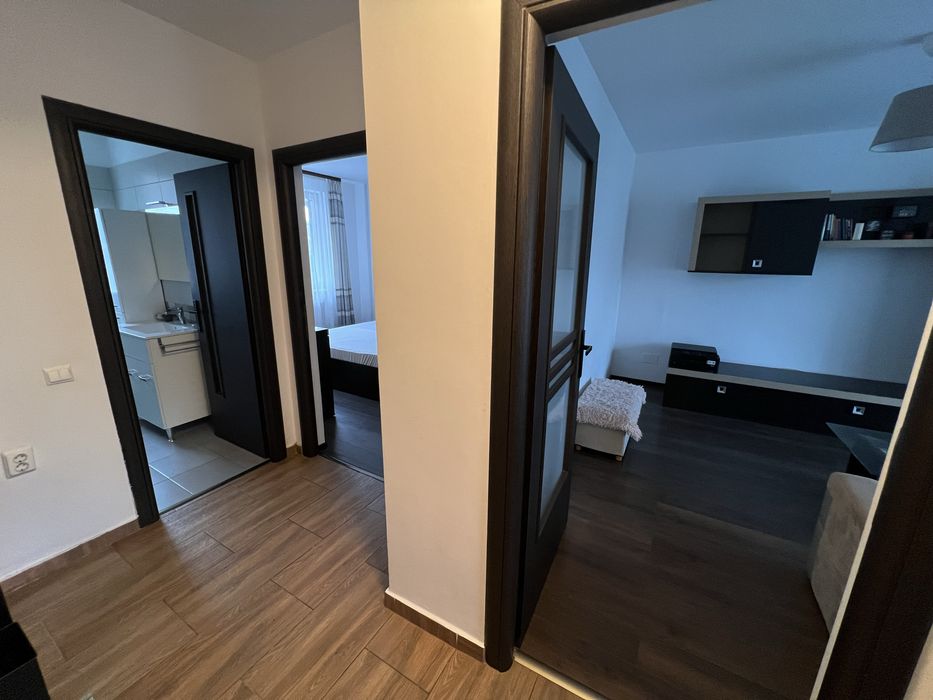 Proprietar - Închiriez apartament 2 camere, Metrou Dimitrie Leonida (Centrală, AC, Parcare, 56mp, Etaj 1)
