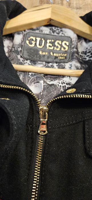 Дамско палто guess