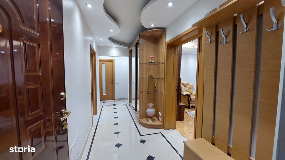Apartament 3 camere decomandat de închiriat - Unirii, Bd. Mircea Vodă