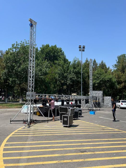 Продажа и услуга Аллюминиевых ферм майлесов подъёмников сцен подиумов