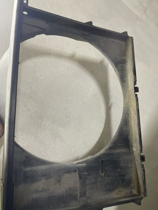 Диффузор BMW E38