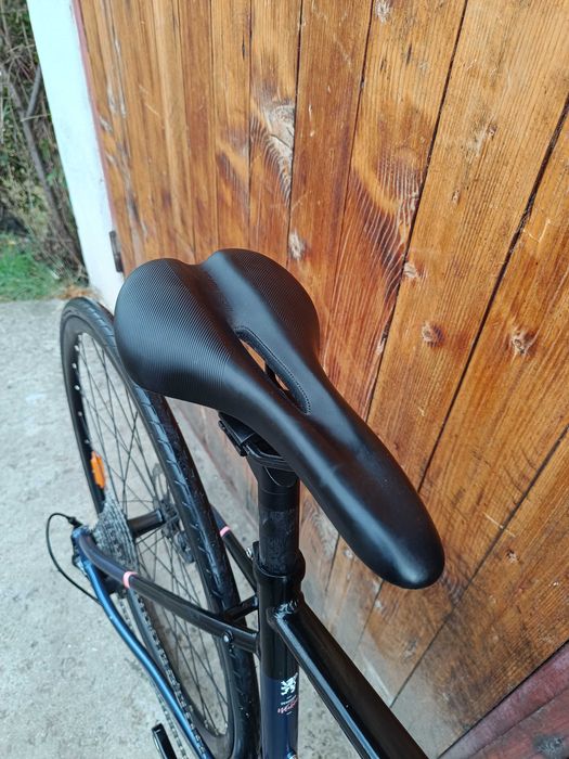 2024 Triban RC 520 Shimano 105