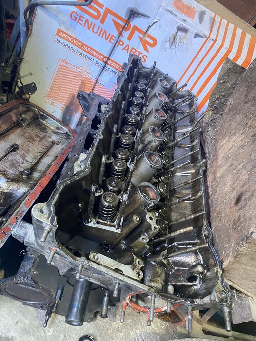 Двигатель в разборе м50 б20 ванос сименс