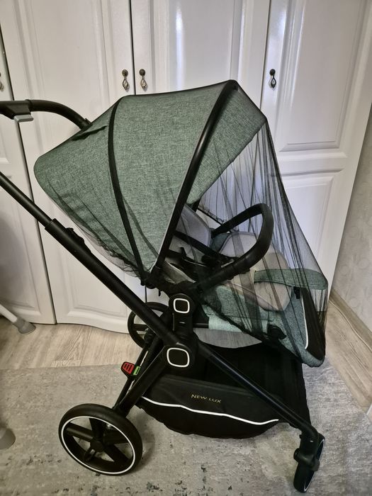 Продам коляску..