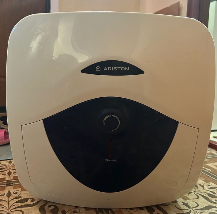 Водонагреватель Ariston ABS BLU EVO RS 30 л