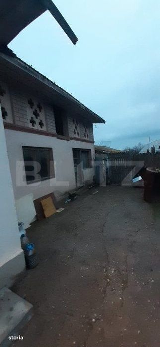 Casa de vanzare, cu 5 camere, 112 mp, Gaesti