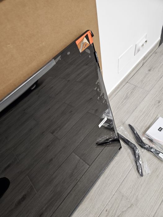 Televizor TCL  126 cm, Smart NOU