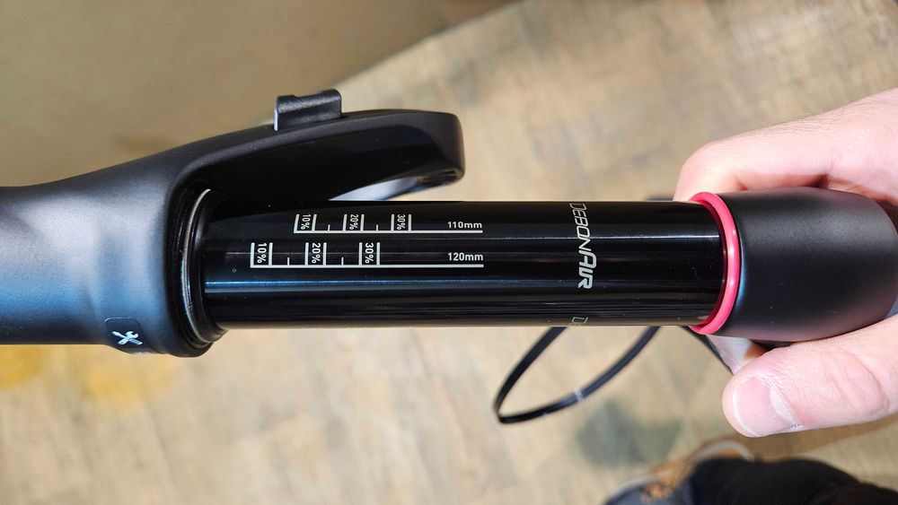 XC Вилка RockShox Reba, 120mm, 15x110mm, 29" с Команда