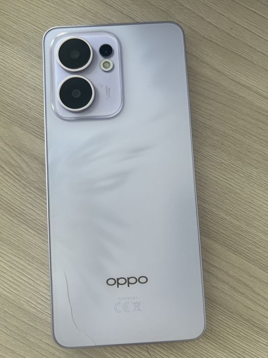 OPPO Reno13 F…..